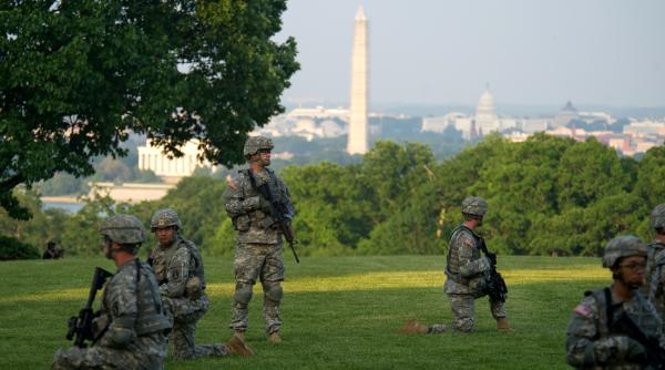 Iranul plănuiește un atac la o bază militară din SUA, pe modelul atacului terorist asupra distrugătorului USS Cole