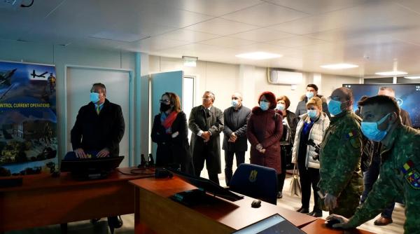 Pe contul ministrului Ciucă au fost postate din greșeală date de acces ale unor conturi și videoconferințe