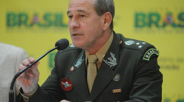 Guvernul brazilian anunţă înlocuirea şefilor forţelor aeriene, terestre şi maritime