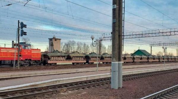 Și Belarusul concentrează trupe la frontieră. Un război în Ucraina este considerat iminent