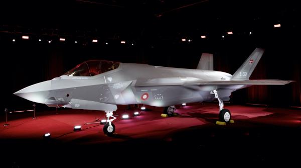 Danemarca a primit primul avion F-35