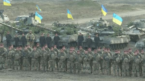 Vizită strategică efectuată în Ucraina de către “numărul unu” în problemele militare ale NATO