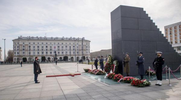 Polonia celebrează solemn 11 ani de la tragedia de la Smolensk 