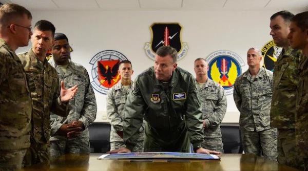 Comandantul forţelor NATO, mesaj către Rusia: Dacă descurajarea eşuează, suntem pregătiţi să răspundem agresiunii cu toată greutatea alianţei transatlantice