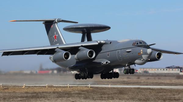 Rusia a adus la frontiera cu Ucraina și o aeronavă de avertizare timpurie