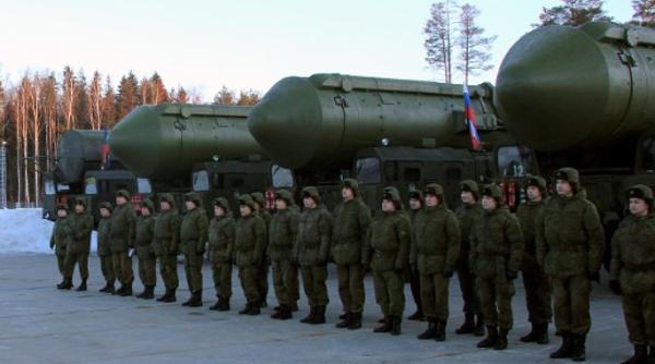 UE acuză Rusia de situația "extrem de periculoasă" de la frontiera cu Ucraina și de starea lui Navalnîi