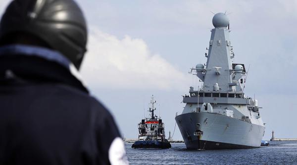 Presa chineză: Militarii ruși pregătesc o întâmpinare spectaculoasă pentru navele britanice în Marea Neagră