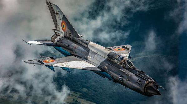 Ce presupune catapultarea dintr-un MiG-21 LanceR. Osiceanu: Piloții români au o educație diferită față de cei din vest