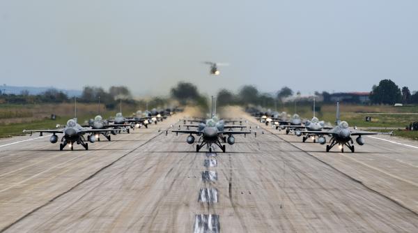 Amplu exercițiu multinațional la Baza Aeriană Andravida din Grecia (Video)