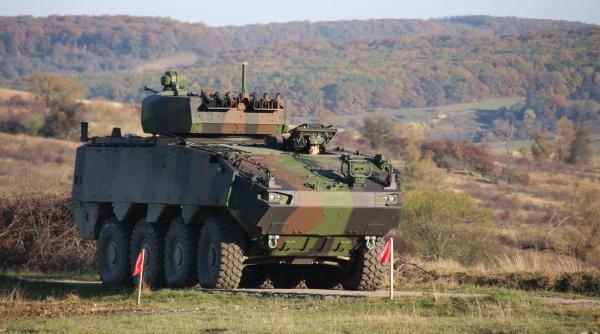Blindatele Piranha V nu vor fi amfibii. România ia însă în calcul un alt program pentru transportoare amfibii