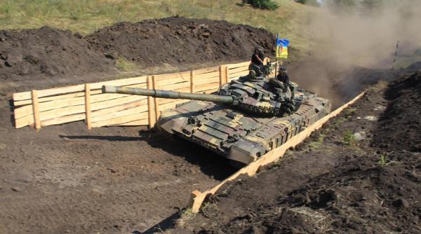 Ucraina a săpat 400 de kilometri de șanțuri antitanc la granița cu Rusia