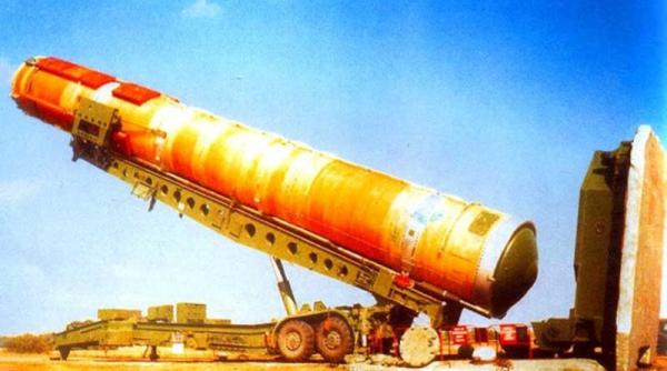 Ucraina nu a renunțat doar la arme nucleare în anii '90. Expert rus: Programul nuclear are 0 șanse. Kievul, comparat cu Coreea de Nord