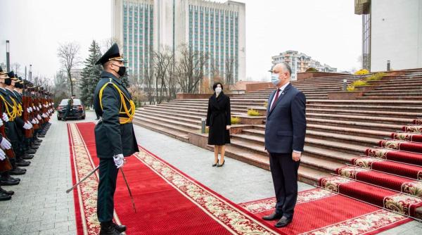 Comuniștii lui Voronin și socialiștii lui Dodon, bloc comun împotriva partidelor pro-europene. Coagularea stângii în R. Moldova