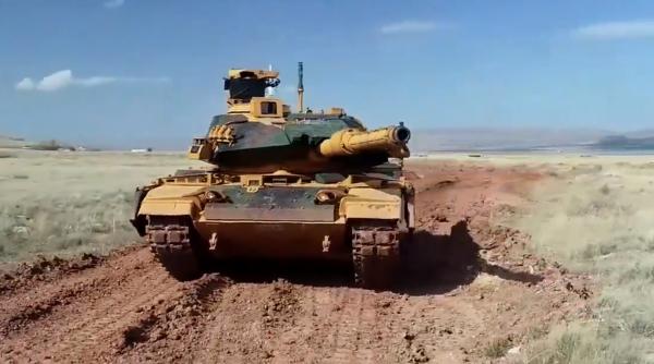 Imagini din cadrul testelor efectuate de turci cu tancul modernizat M60TM