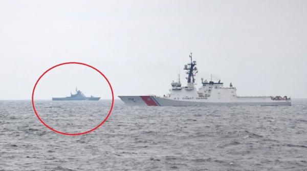 Rușii au ieșit să „întâmpine” USCGC Hamilton în Marea Neagră. O navă rusă, în apropierea navei americane (Foto)