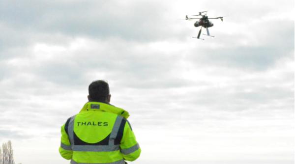 Thales a testat prima dronă cu combustie pe hidrogen