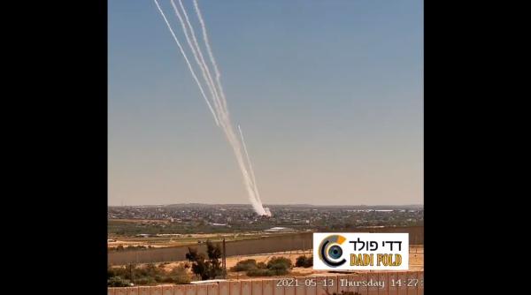 Zeci de rachete au fost interceptate azi de Iron Dome. Atacul Hamas continuă chiar și în aceste momente