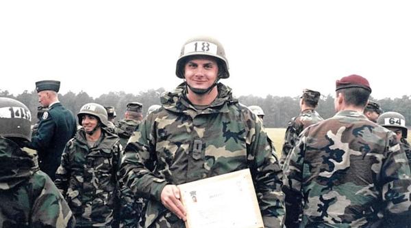 SUA: 15 ani de închisoare pentru spionaj în favoarea Moscovei. Un fost membru al Beretelor Verzi a divulgat secrete militare