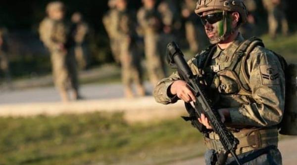 Forțele speciale din Turcia l-au ucis pe comandantul militar kurd din Siria. Operațiunea, confirmată de Ankara