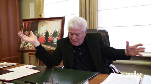 Voronin și poveștile bunicii Tatiana. Un nou derapaj la adresa României. De la „clică unionistă” la „ocupația română” din Basarabia