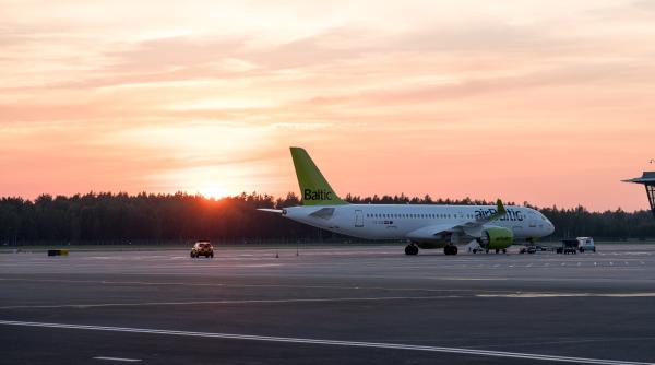 Avion Ryanair deturnat de Belarus. Compania letonă Air Baltic a decis să nu mai survoleze Belarusul