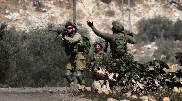 Noi tensiuni în Ierusalimul de Est. Un militar israelian a fost înjunghiat. Atacatorul, palestinian, împuşcat de poliţie