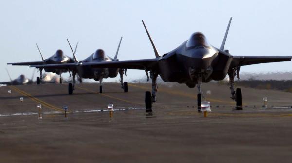 SUA ar putea anula vânzările de arme către Emiratele Arabe Unite datorită relațiilor țării arabe cu China