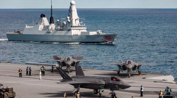 Un distrugător britanic ar fi intrat anul trecut în apele ruse de lângă Crimeea. Aviația militară și Marina rusă ar fi intervenit