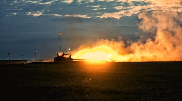 Brigada 1 Mecanizată Argedava a executat trageri pe timp de noapte