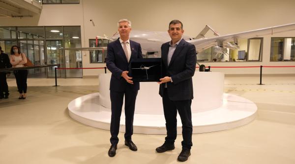Industria turcă de apărare intră puternic pe piața statelor NATO. După Polonia, Letonia dă de înțeles că va alege drone Bayraktar