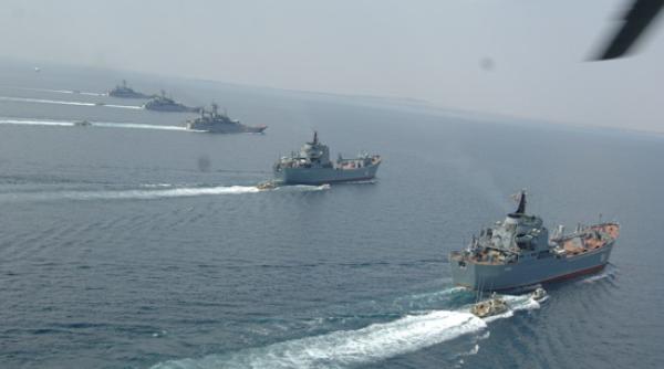 Moscova continuă să alimenteze tensiunile după „incidentul” cu HMS Defender. Rușii spun că sunt pregătiți să-și apere frontiera prin forță militară