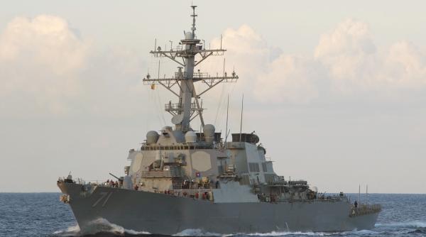 Distrugătorul american USS Ross intră în Marea Neagră pentru exercițiul Sea Breeze 2021