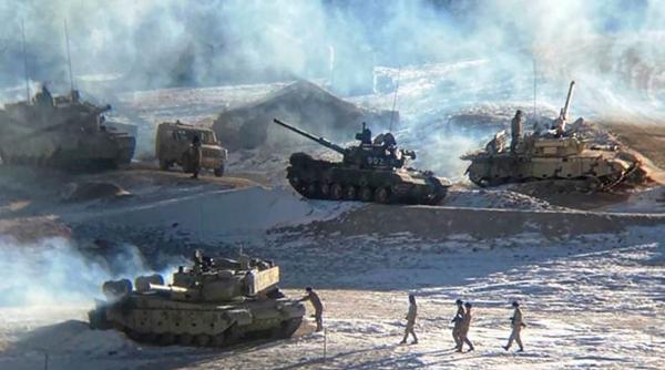 Într-o fază acută a degradării relațiilor bilaterale, India a dislocat suplimentar 50.000 de militari la granița cu China