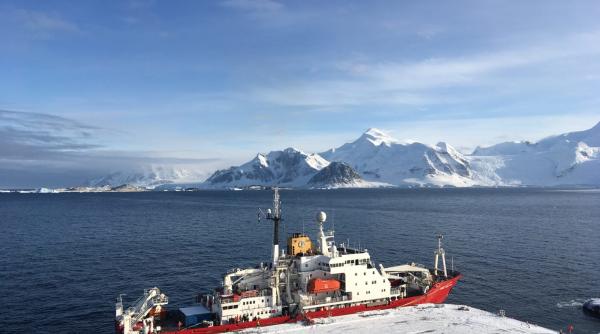 Ucraina va achiziționa un spărgător de gheață second-hand din Marea Britanie