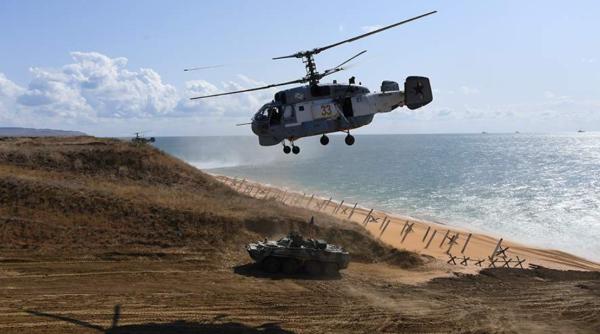 Flota rusă din Marea Neagră va primi în dotare elicoptere modernizate de luptă antisubmarin Ka-27M