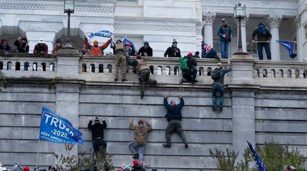 Bărbat condamnat la închisoare pentru asaltul de la Capitoliu