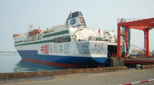 China adaptează nave civile pentru atac militar amfibiu