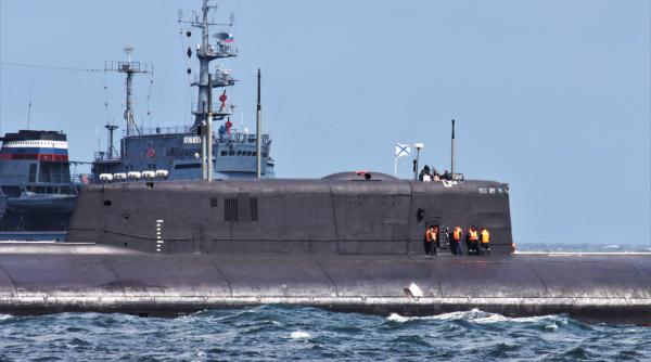 La un pas de un incident militar major în Marea Baltică. Un submarin nuclear rusesc a avut probleme tehnice la sistemul de propulsie