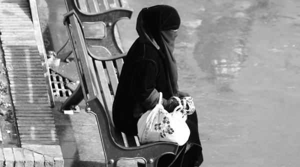 Dramele care vor urma: Pentru femeile din Afganistan întoarcerea talibanilor e similară cu sfârșitul lumii lor