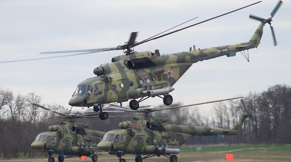 Rusia profită de victoria talibanilor în Afganistan | Mai multe arme şi elicoptere pentru ţările din Asia Centrală