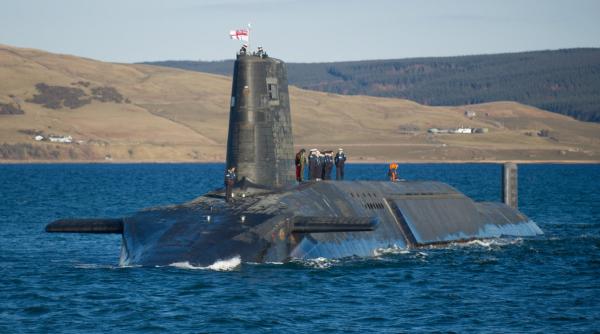 Guvernul britanic neagă: „Nu există planuri” pentru mutarea submarinelor nucleare Trident în străinătate dacă Scoţia obţine independenţa