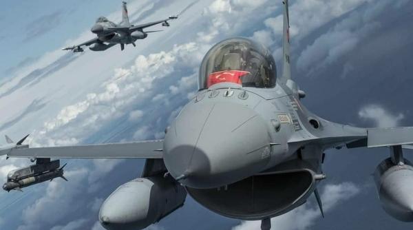 Două F-16 turce au interceptat avioane ruseşti Su-24, nu în Marea Neagră, ci în Marea Baltică (Foto/Video)