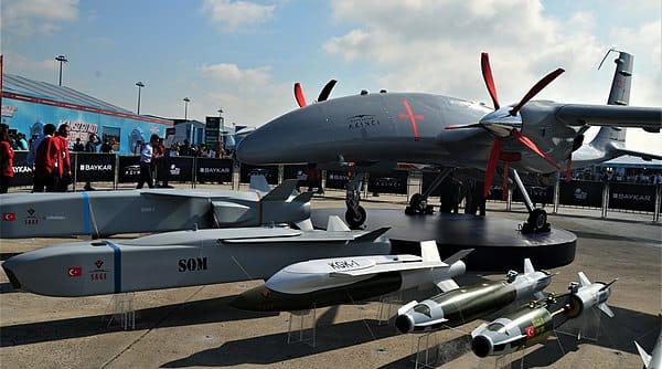 Rusia, îngrijorată de posibilitatea ca Ucraina să achiziţioneze drone Akinci: Ieri în Karabah, mâine Donbas