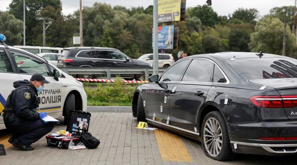 Volodimir Zelenski promite un ''răspuns puternic'' după tentativa de asasinare a consilierului său