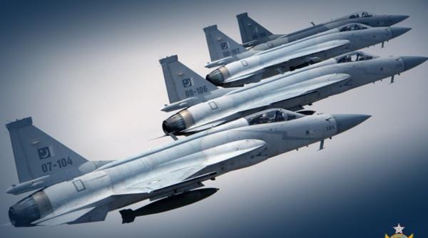 Irakul va cumpăra 12 avioane JF-17 Thunder din Pakistan