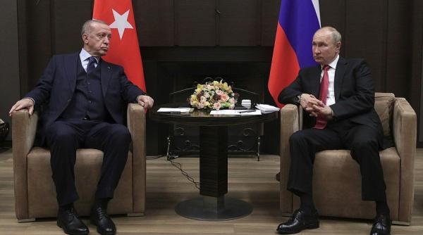 Putin şi Erdogan au calificat drept utilă şi productivă întâlnirea de la Soci