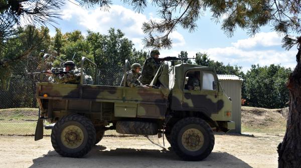 Sârbii au început deblocarea frontierei cu Kosovo după un acord mediat de UE