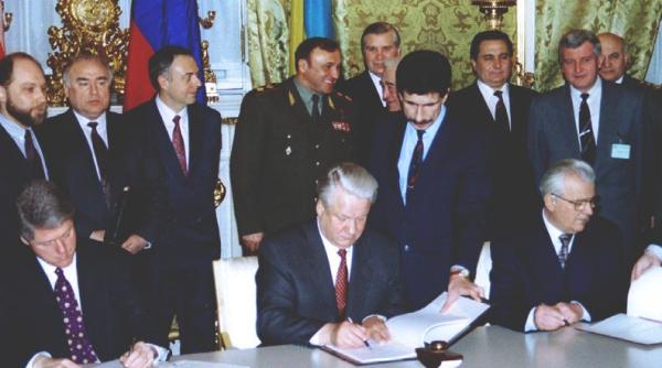 Rusia apără anexarea ilegală a Crimeei. Moscova spune că nu a încălcat niciodată Memorandumul de la Budapesta