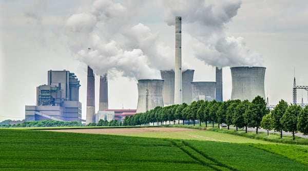 Securitate energetică în Europa | Companiile europene încep să treacă pe cărbune odată cu scumpirea gazelor naturale