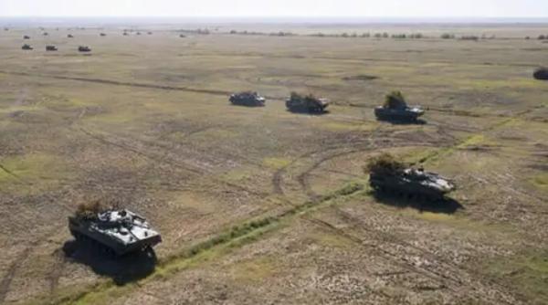 În sud-vestul Rusiei, a început desfăşurarea unui exercițiu de amploare, cu participarea a 8.000 de militari